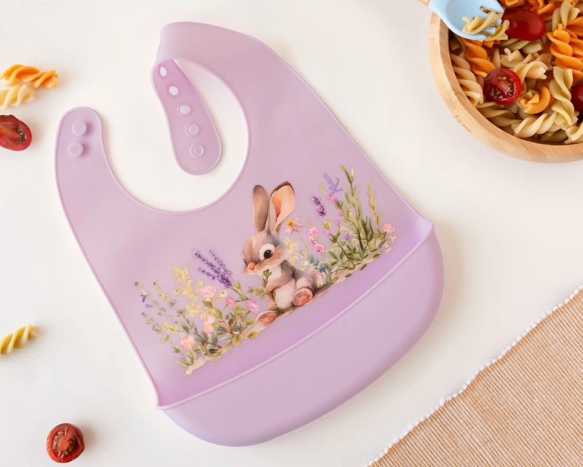 Babero Silicona Conejito Lavanda Kiokids - Imagen 2