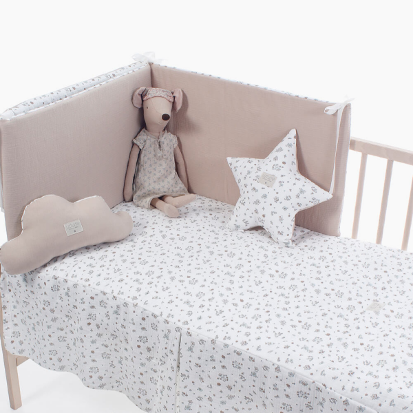 Colcha y Protector Cuna Celia Uzturre