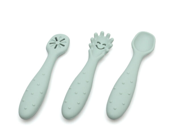 Set Precubiertos Verde Salvia para Bebe Kiokids